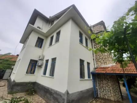 Freistehendes Gebäude Mit 1 1, 5 Apart Auf 1.000 M2 Land In Dalyan Zum Verkauf Zum Grundstückspreis