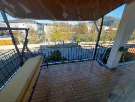 180 M2, 4 1 Luxus-Maisonette Zum Verkauf Auf Einem 310 M2 Großen Freistehenden Grundstück In Dalaman Karaçalı, Muğla