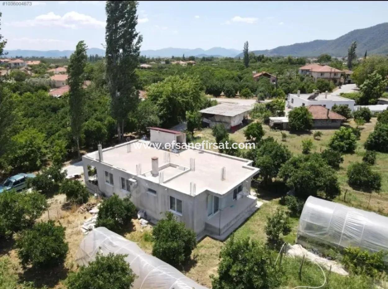 Village House And Greenhouse For Sale On 1200 M2 Land In Köyceğiz Zaferlar