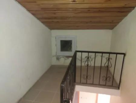 Muğla Dalyanda 2 1 Unfurnished Duplex For Rent