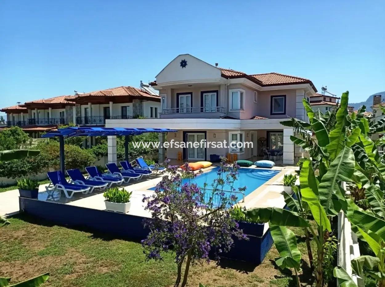 Muğla Dalyanda Satılık 4+1 Müstakil Villa