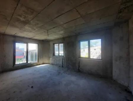 Çamelide Satılık 400 M2 Müstakil Arsada 300 M2 Tripleks Satılık