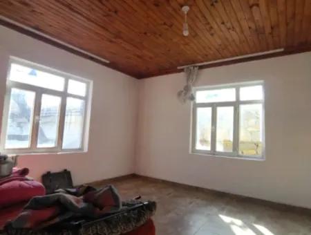 Muğla Köyceğiz Çandırda 283 M2 Arazide 81 M2 Köy Evi Kiralık